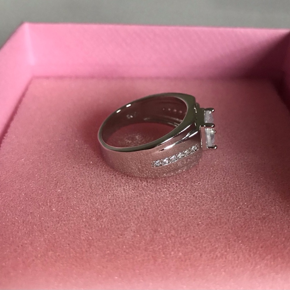 Sterling Silver Crystal Solitaire Ring - Picture 2 of 2
